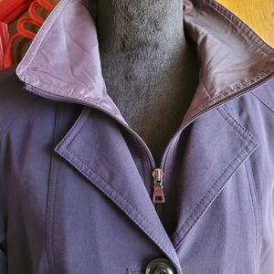 Vintage Gallery      Light Jacket